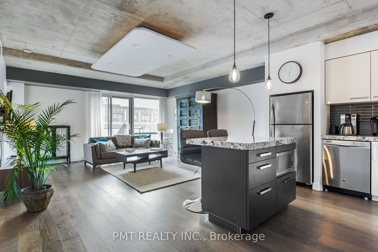 55 Stewart St, unit 503 for sale - image #5