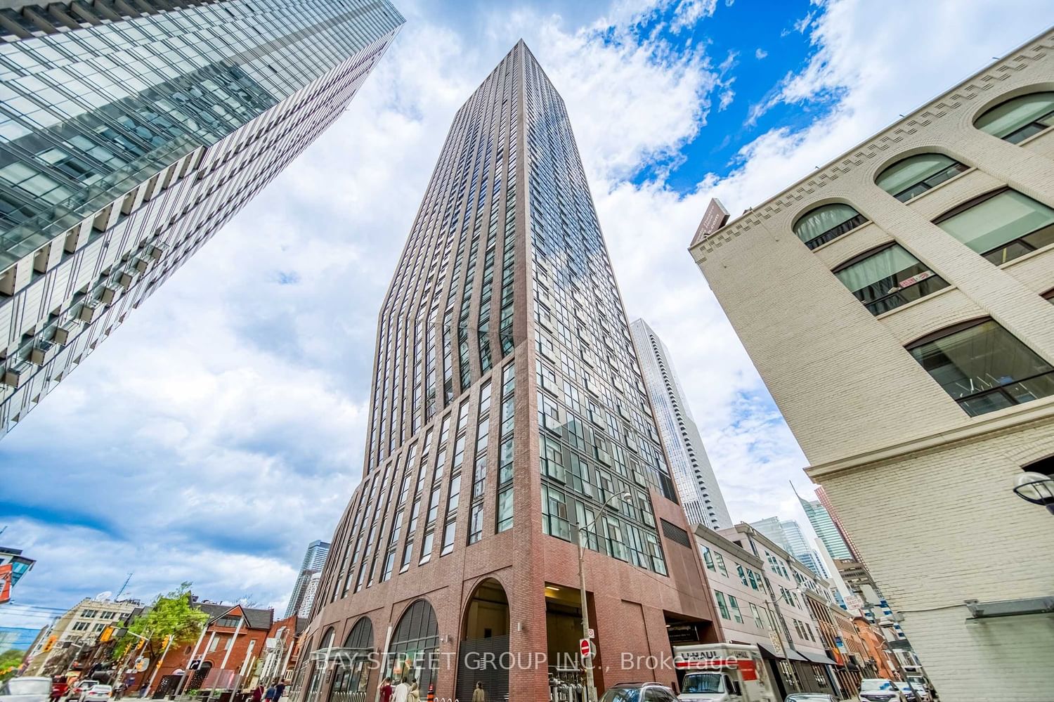 99 John St, unit 1809 for rent