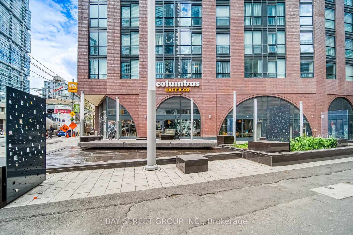 99 John St, unit 1809 for rent