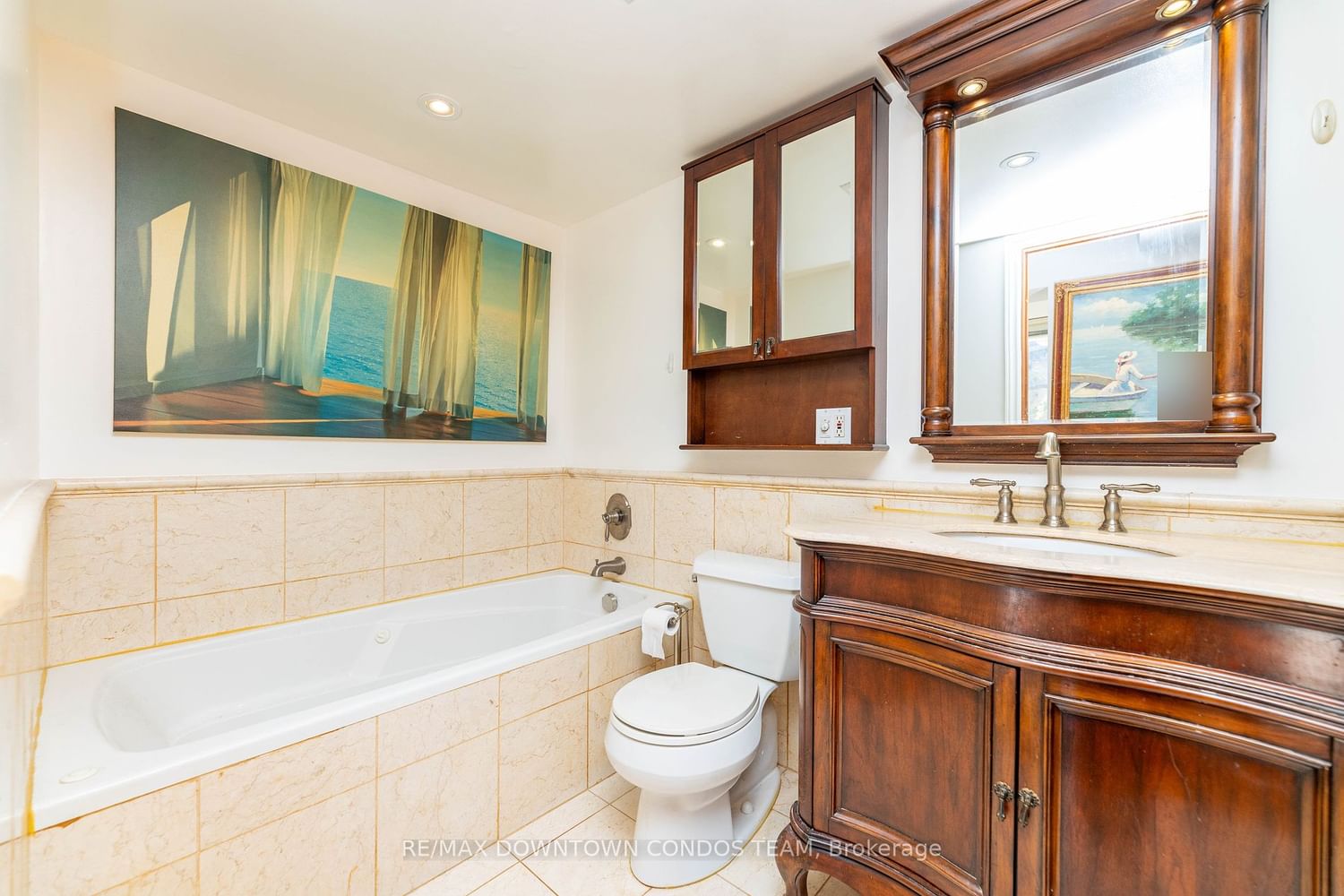 44 St Joseph St, unit 506 for sale - image #12