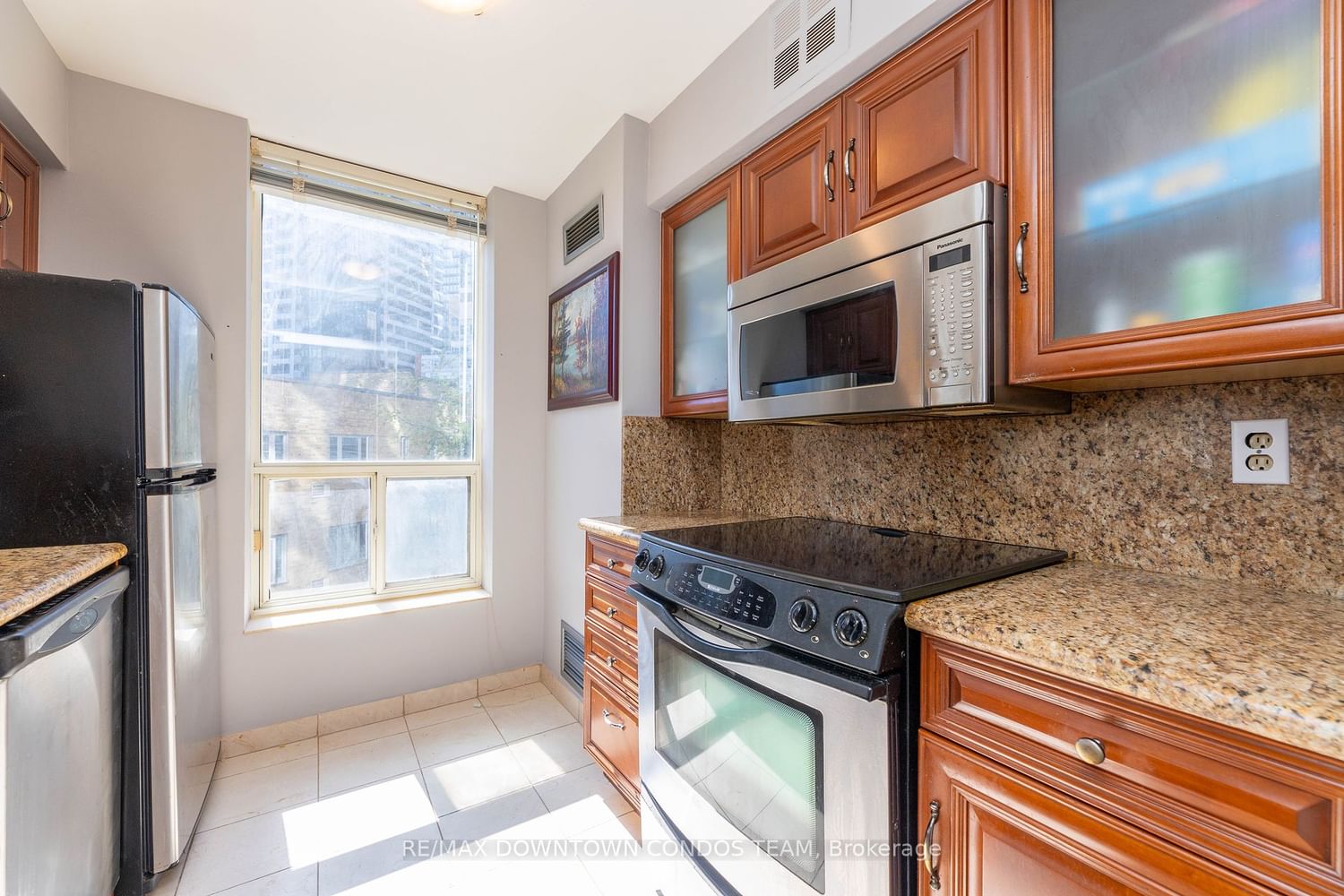 44 St Joseph St, unit 506 for sale