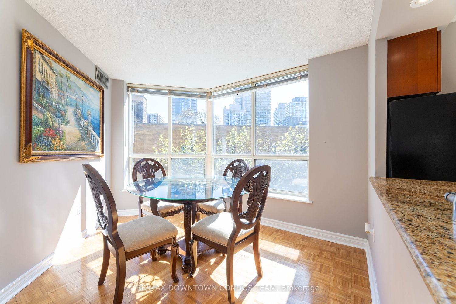 44 St Joseph St, unit 506 for sale