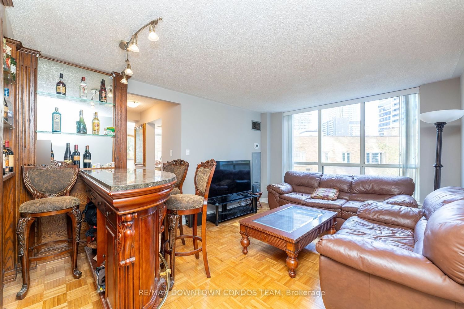 44 St Joseph St, unit 506 for sale