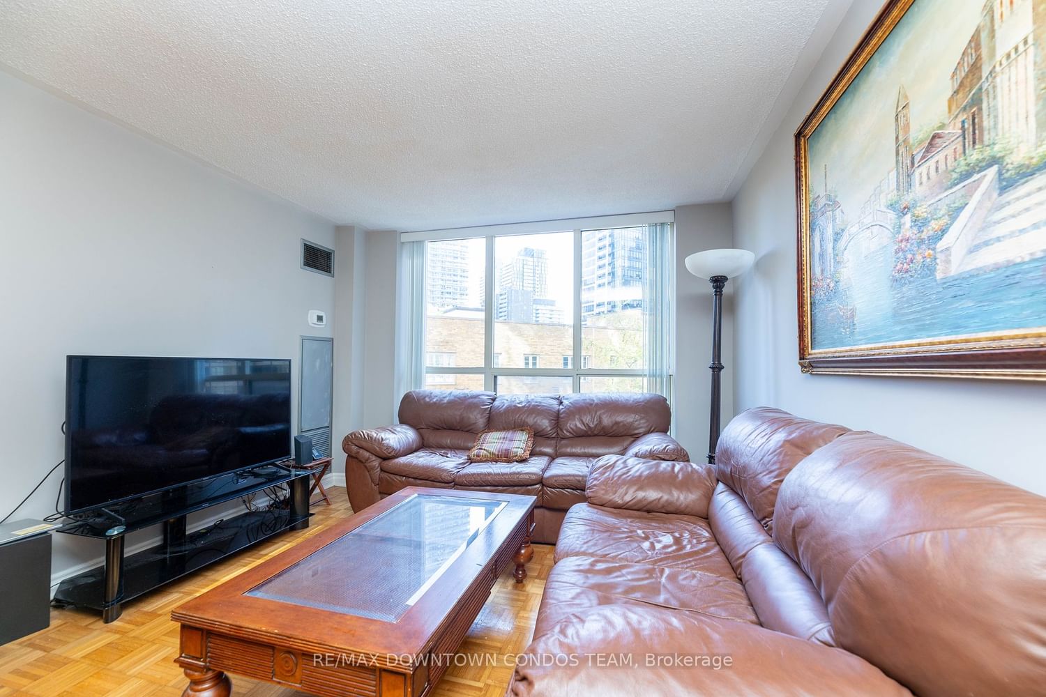 44 St Joseph St, unit 506 for sale