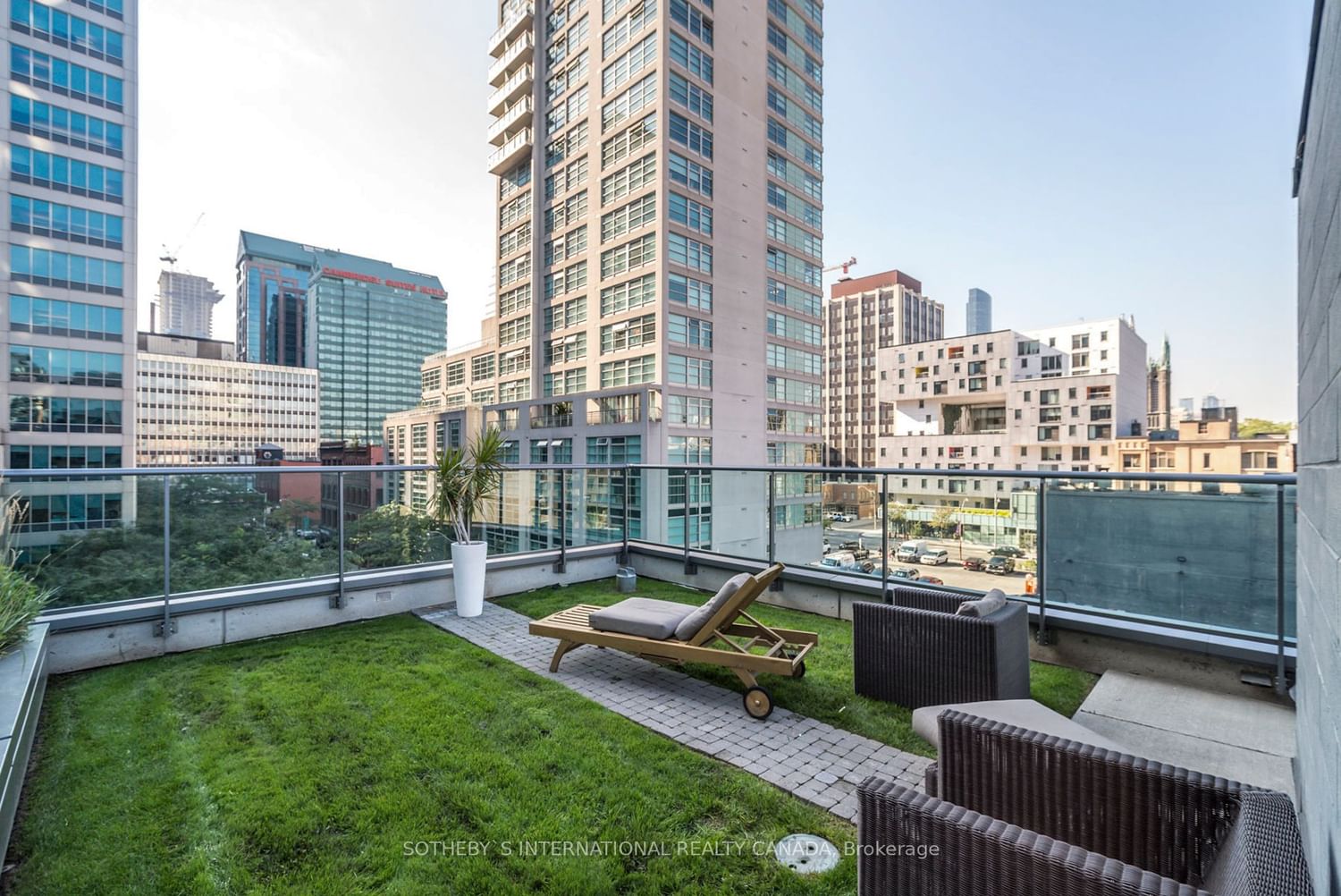 33 Lombard St, unit 2609 for sale - image #35