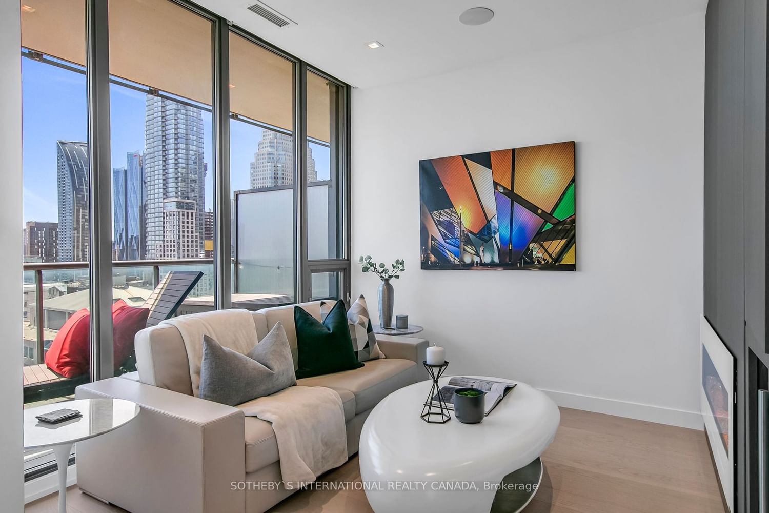 33 Lombard St, unit 2609 for sale - image #7