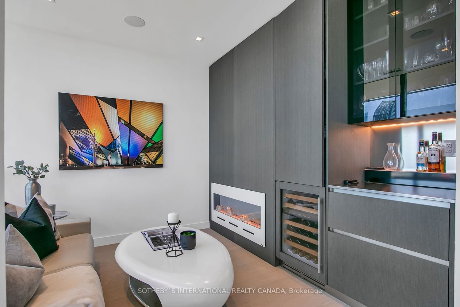 33 Lombard St, unit 2609 for sale - image #8