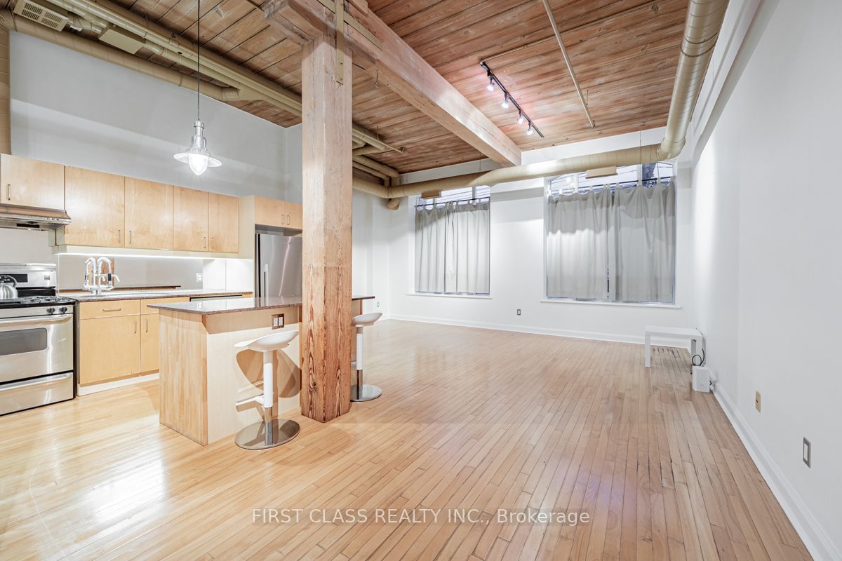 993 Queen St W, unit 218 for rent - image #6