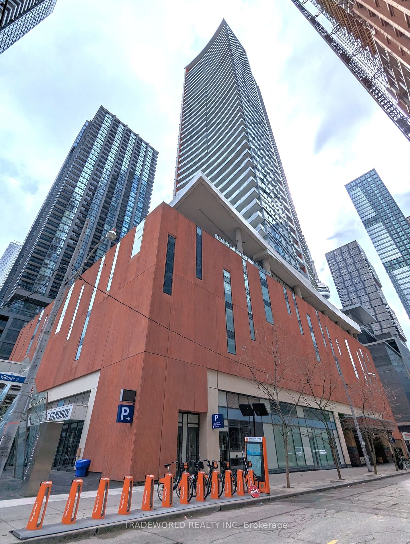21 Widmer St, unit 2308 for rent - image #2