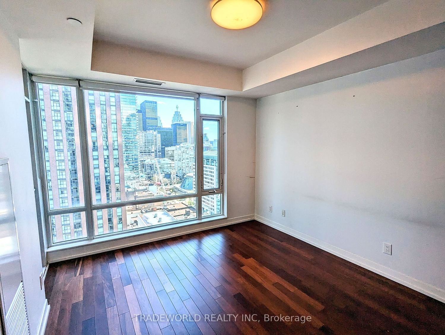 21 Widmer St, unit 2308 for rent - image #3