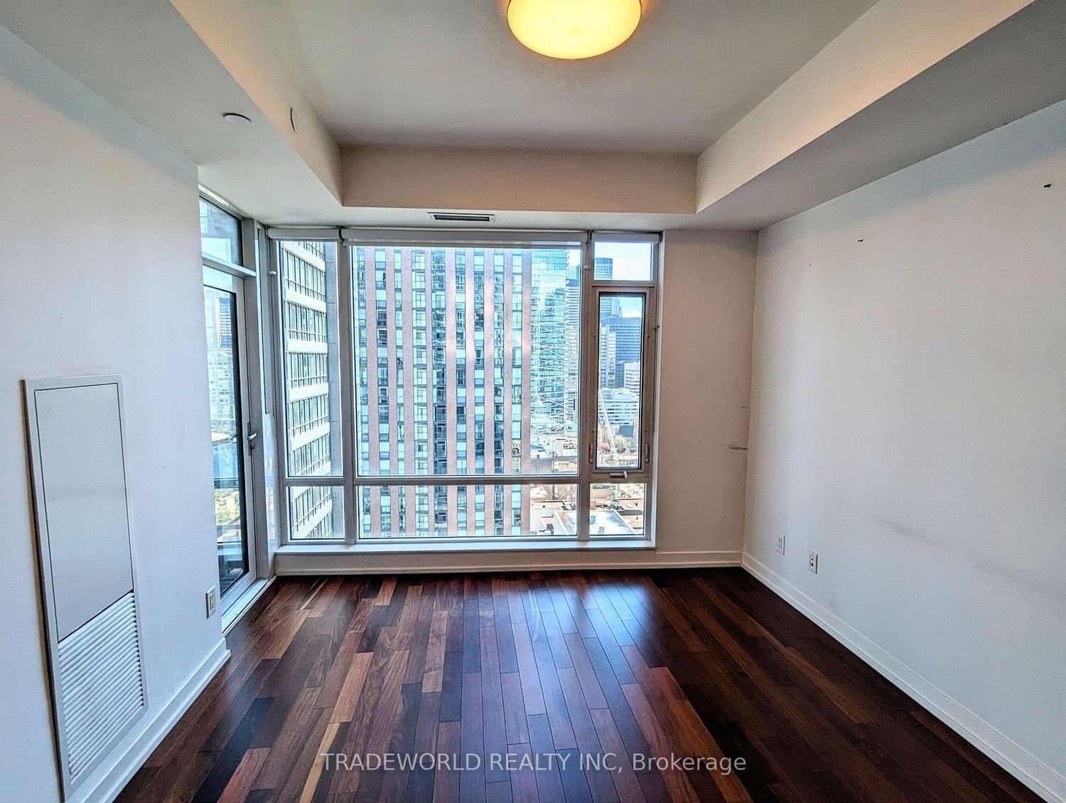 21 Widmer St, unit 2308 for rent - image #4
