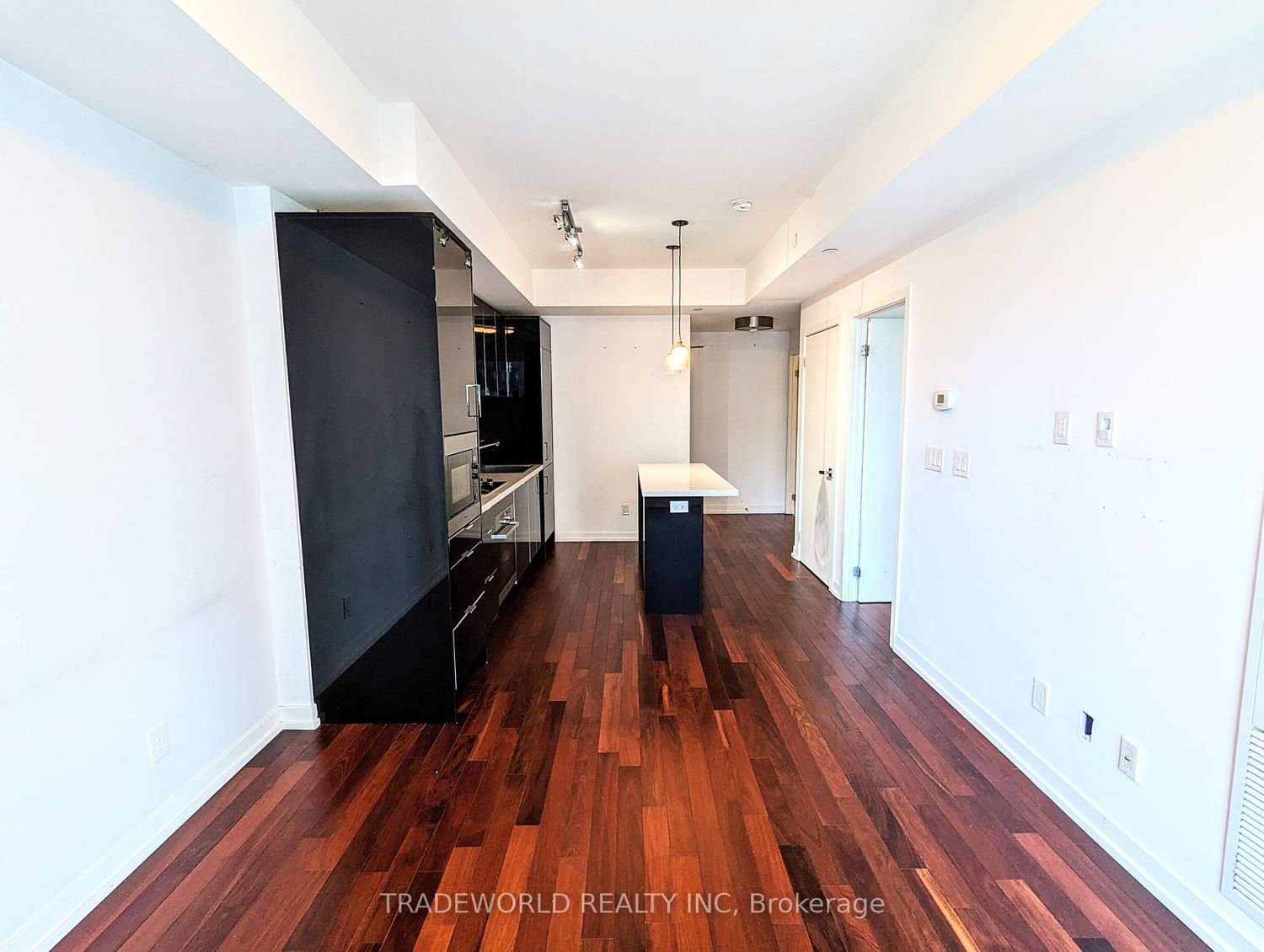 21 Widmer St, unit 2308 for rent - image #7