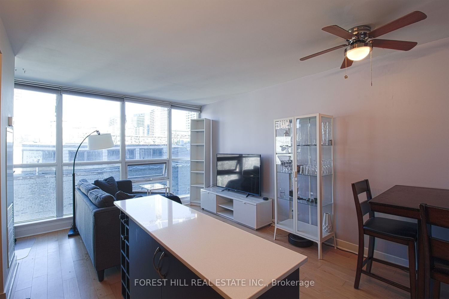 320 Richmond St E, unit 316 for rent