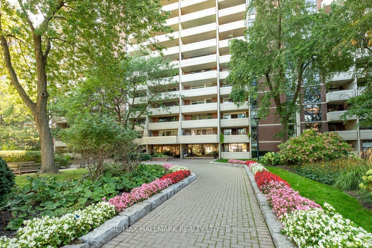 40 Homewood Ave, unit 1803 for rent - image #3