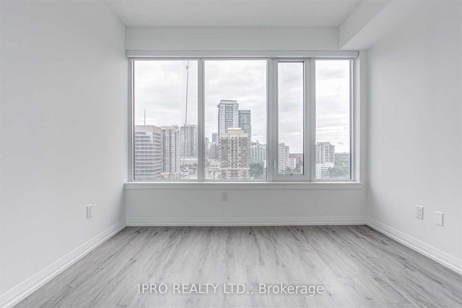 75 Canterbury Pl, unit 2103 for rent - image #19