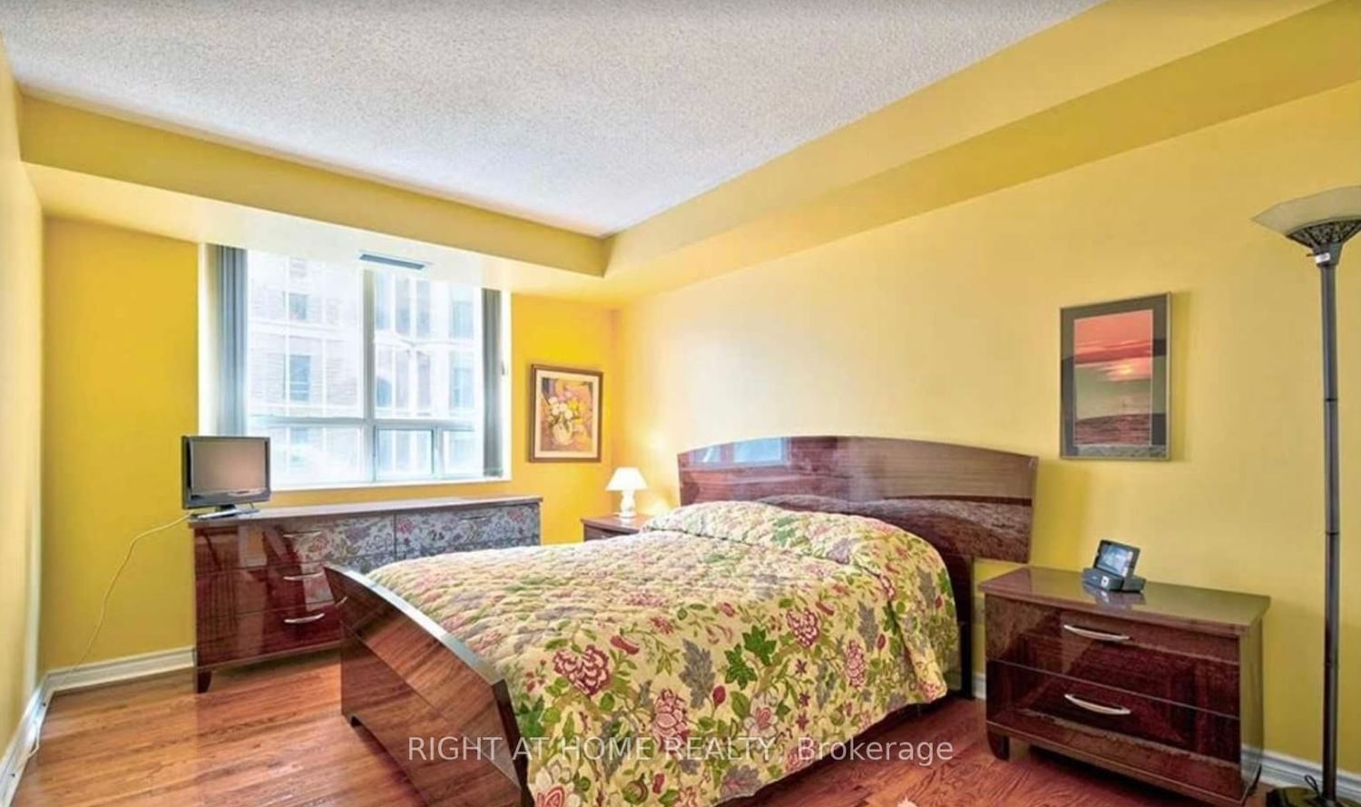 71 Simcoe St, unit 705 for sale - image #8