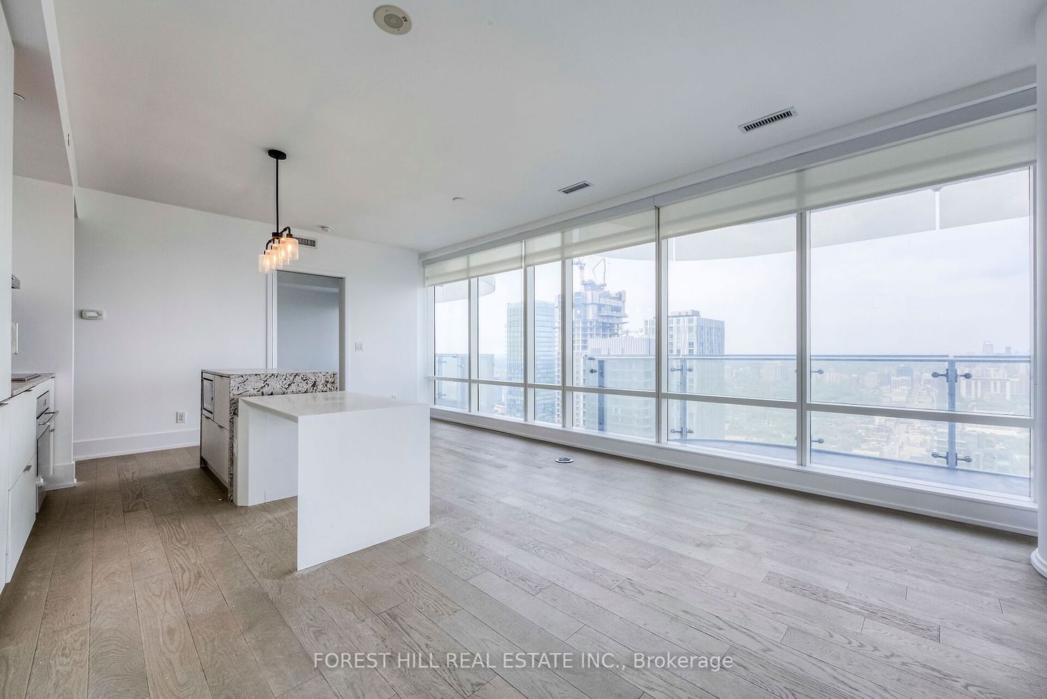 1 Bloor St E, unit 5101 for sale - image #5