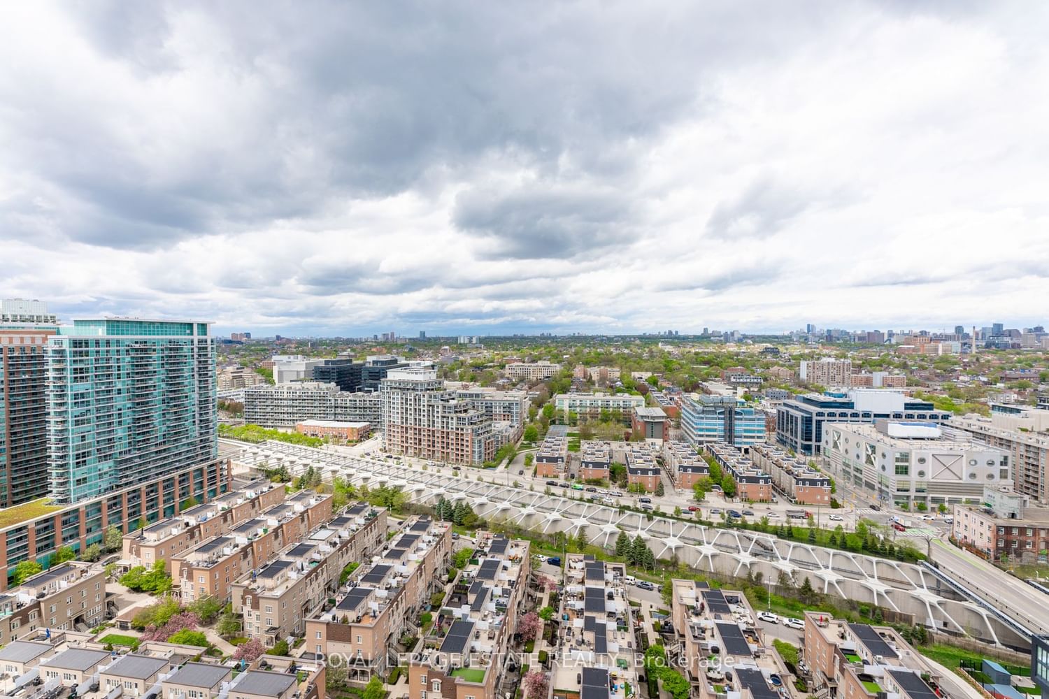 Liberty Central Phase I, West End, Toronto