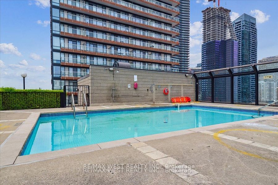 25 Maitland St, unit 502 for sale - image #15