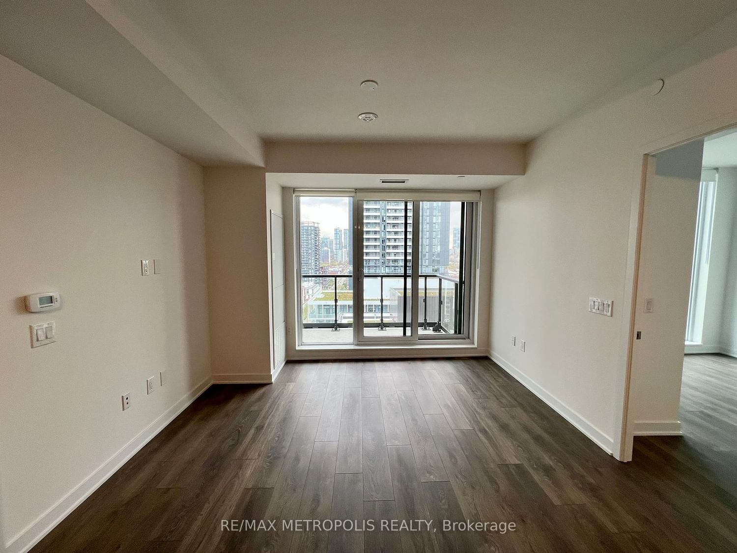 130 River St, unit 1604 for sale