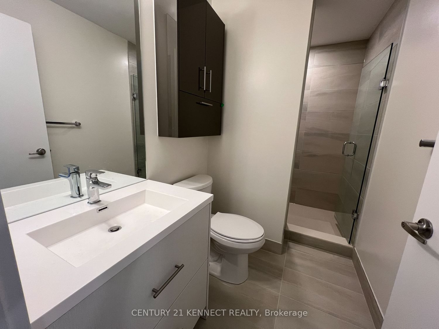 188 Fairview Mall Dr, unit 1516 for rent - image #3