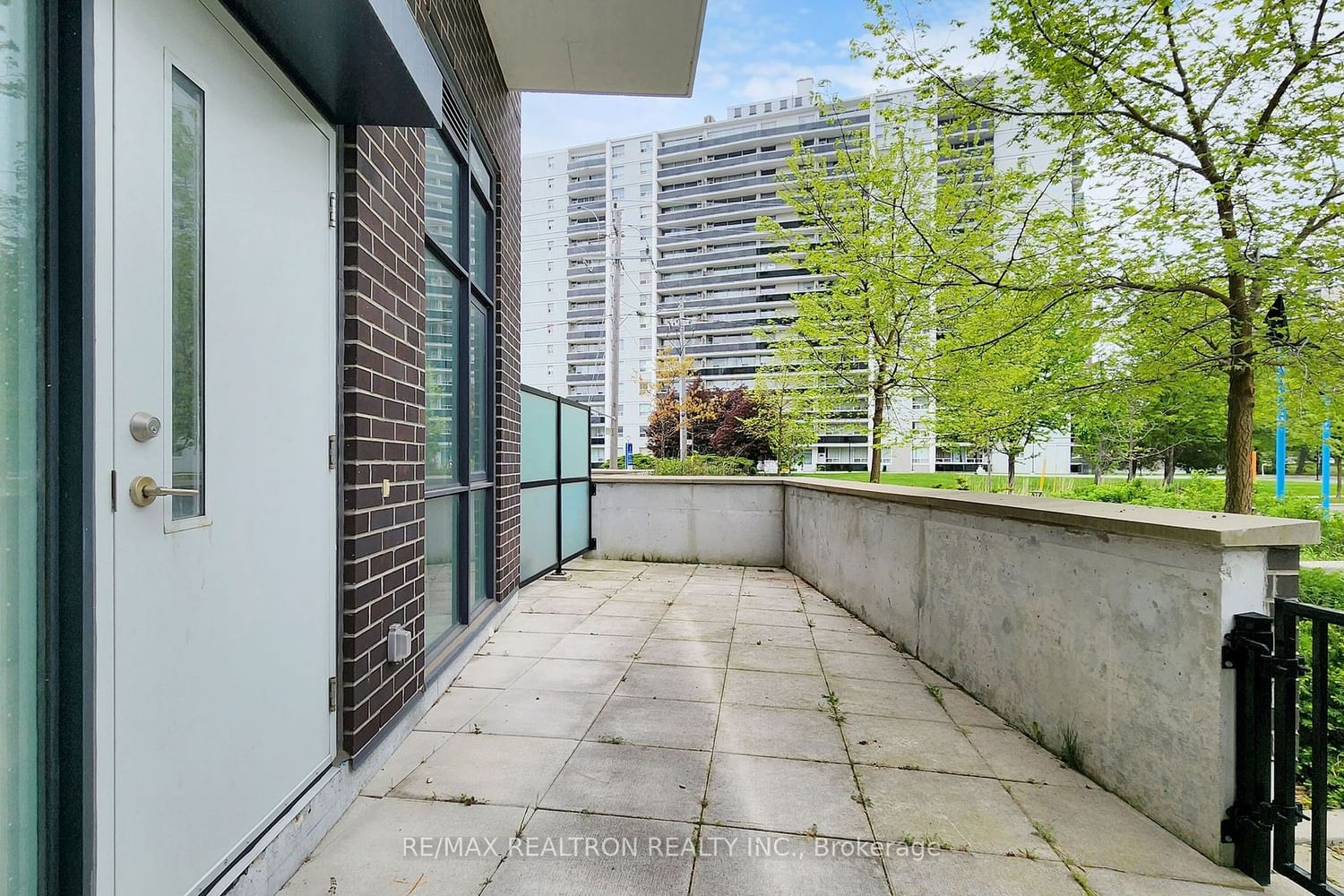 128 Fairview Mall Dr, unit 104 for sale - image #37