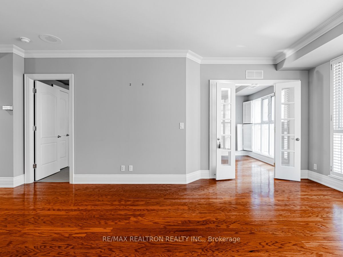 33 Delisle Ave, unit 206 for sale - image #11