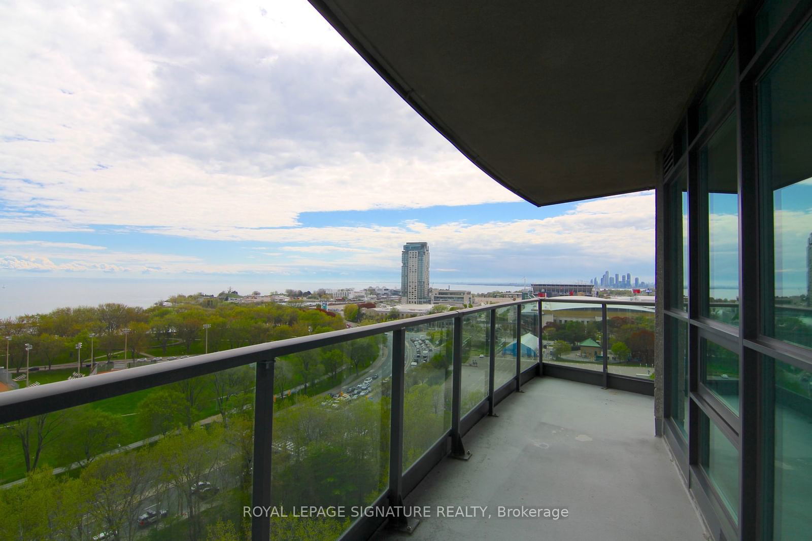 219 Fort York Blvd, unit 1609 for sale - image #17