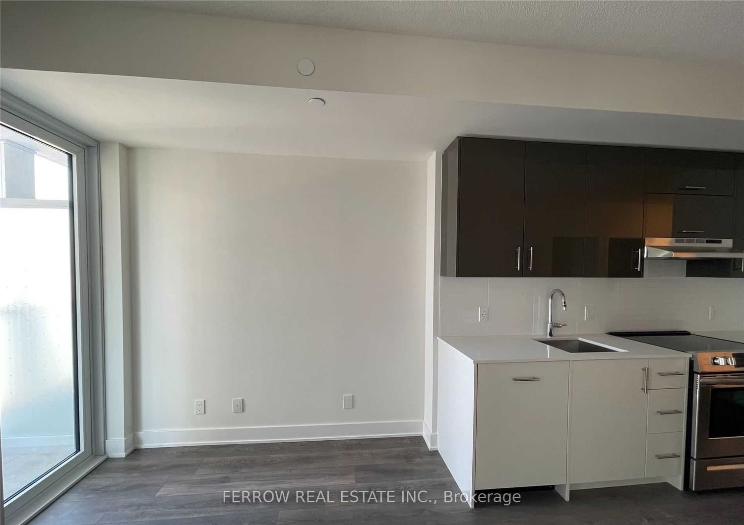 188 Fairview Mall Dr, unit 303 for rent - image #3