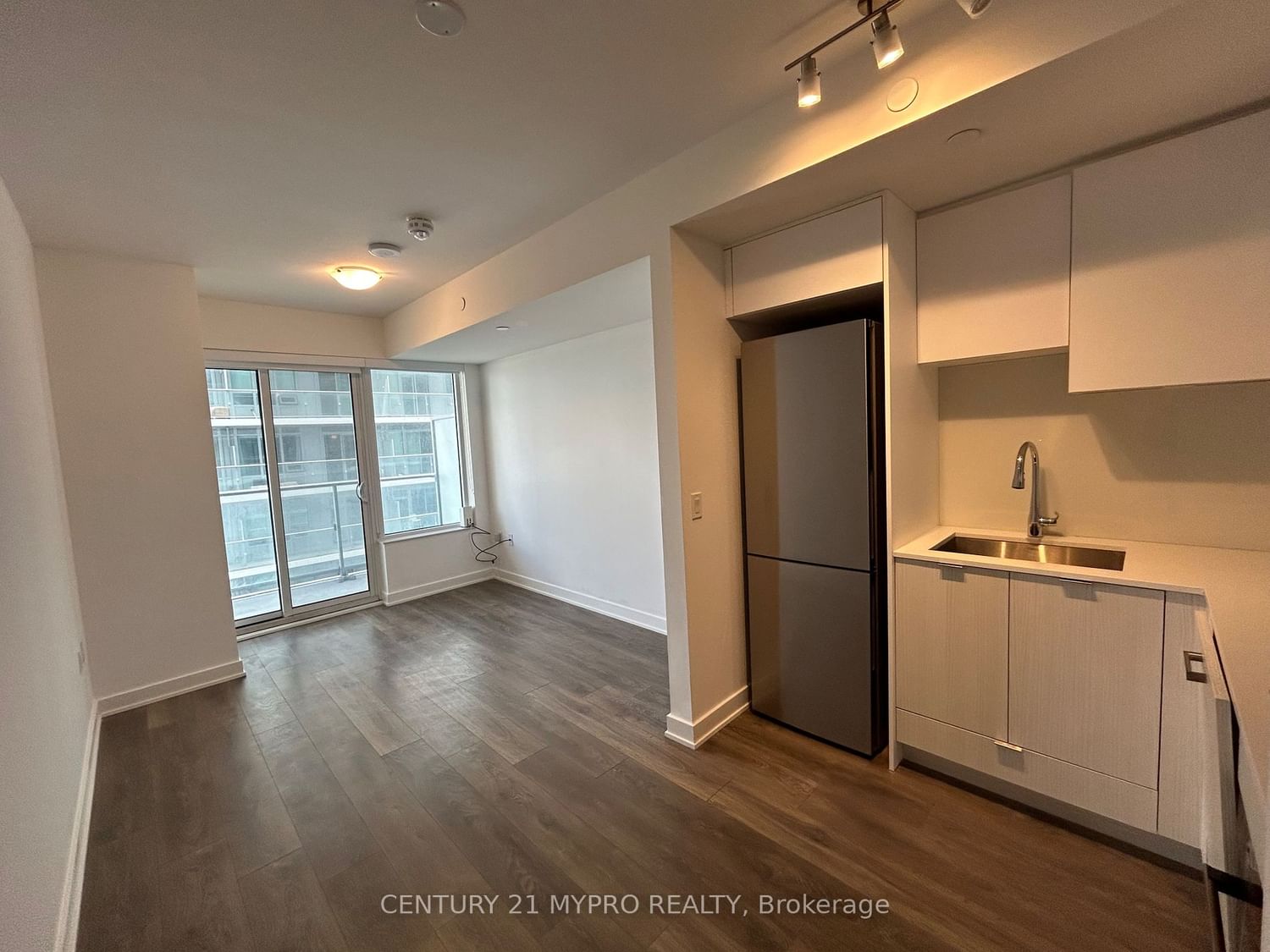 195 Redpath Ave, unit 2714 for sale - image #7