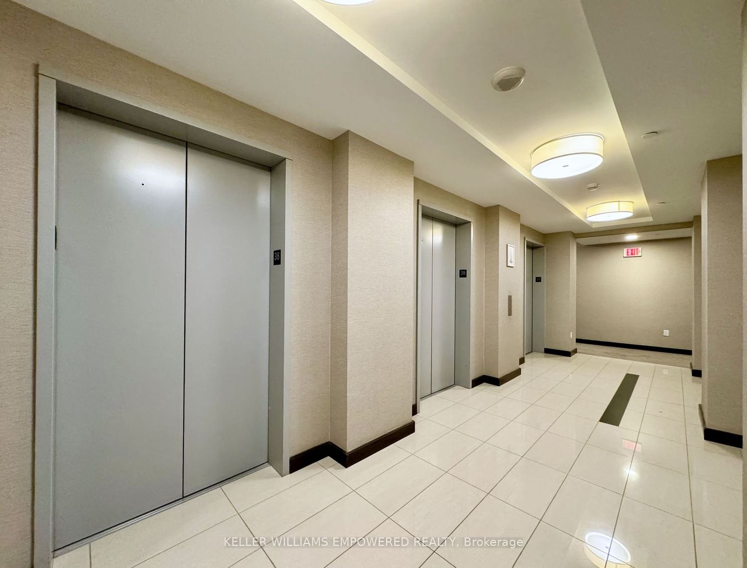 386 Yonge St, unit 3806 for sale - image #10