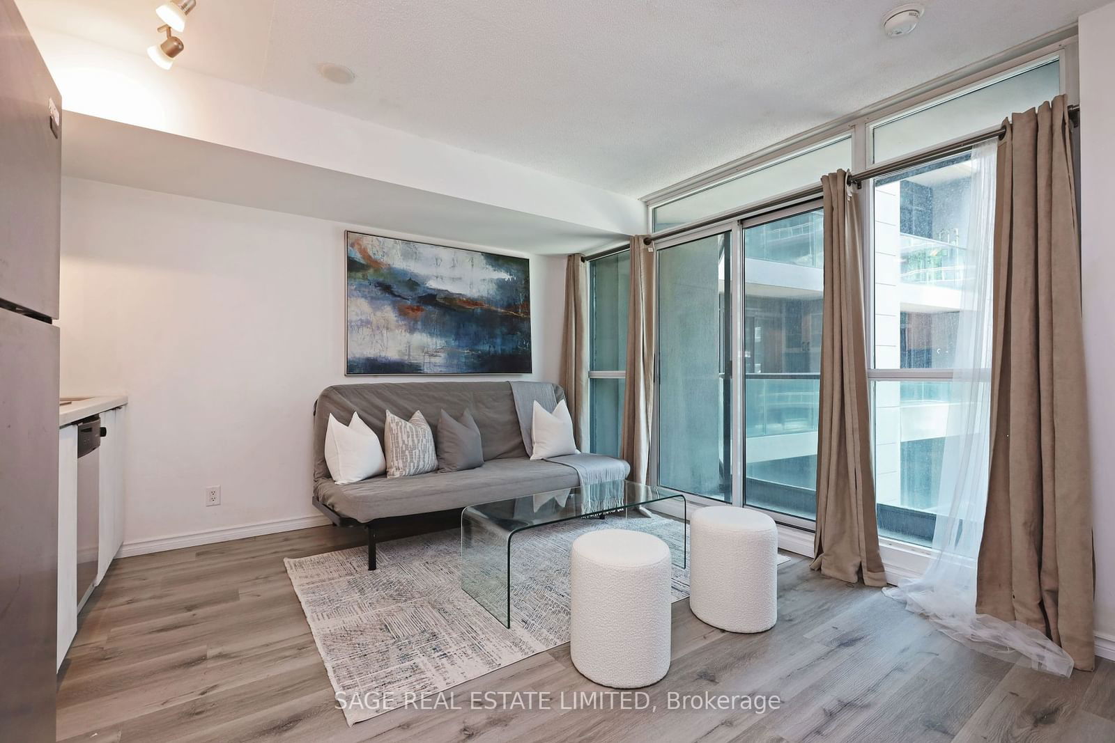 600 Fleet St, unit 633 for sale - image #4