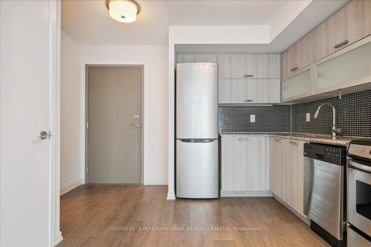 36 Lisgar St, unit 1605W for sale