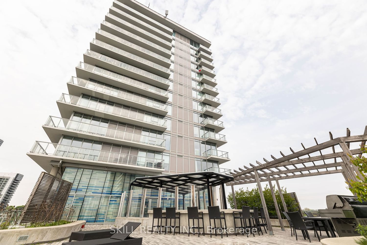 72 Esther Shiner Blvd, unit 908 for sale - image #39