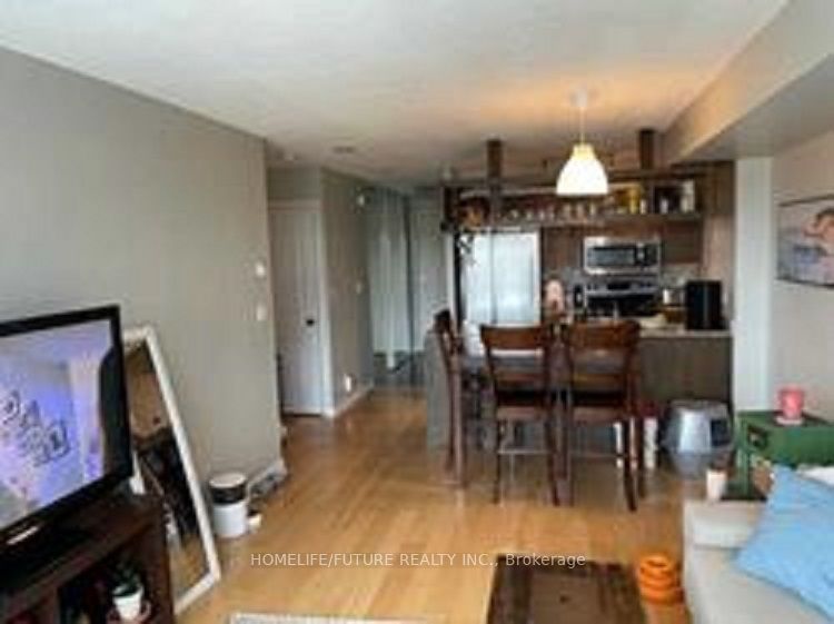 81 Navy Wharf Crt, unit 1701 for sale