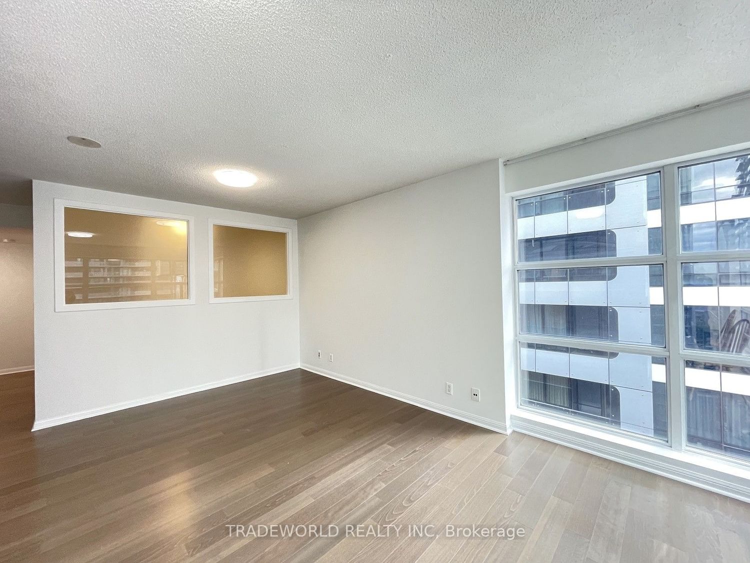 11 St Joseph St, unit 1612 for sale - image #5