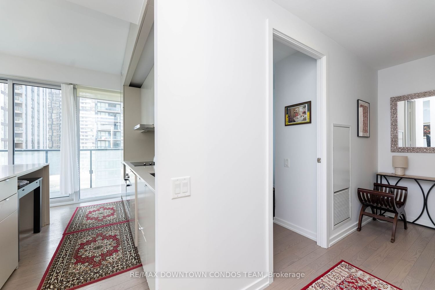 101 Peter St, unit 2806 for sale - image #10