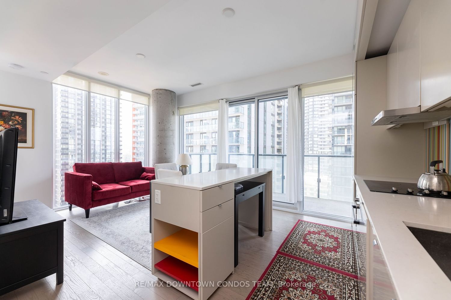 101 Peter St, unit 2806 for sale