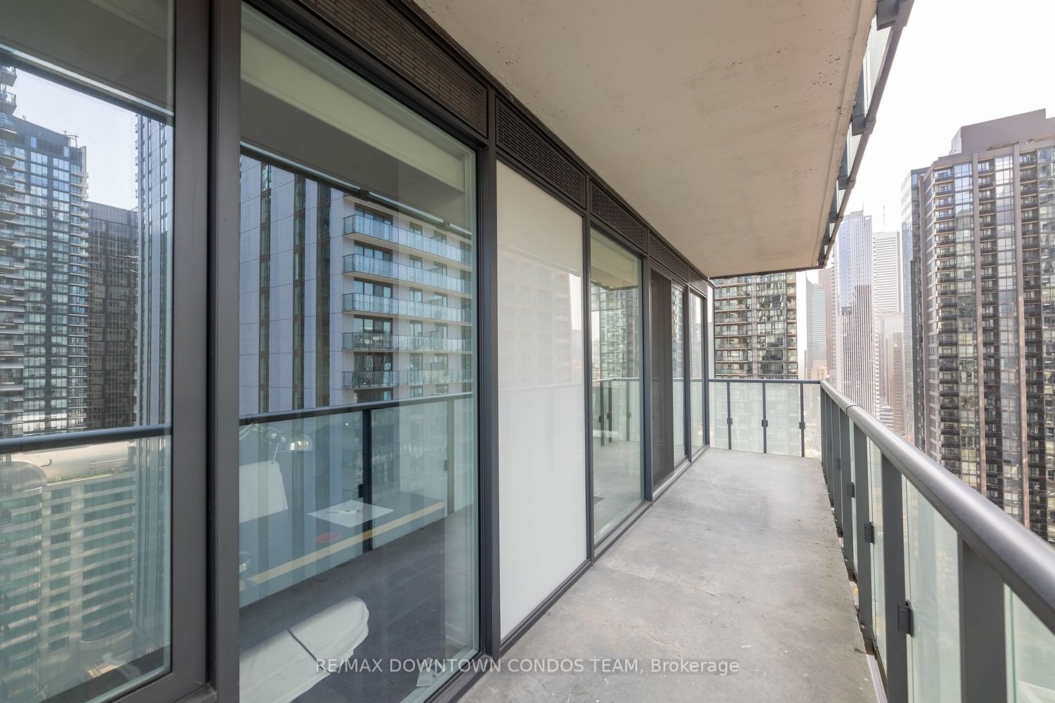 101 Peter St, unit 2806 for sale - image #33