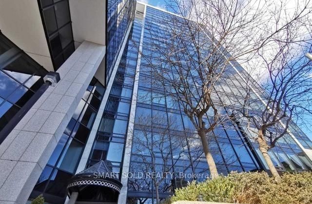 30 Wellington St E, unit 2202 for sale - image #3