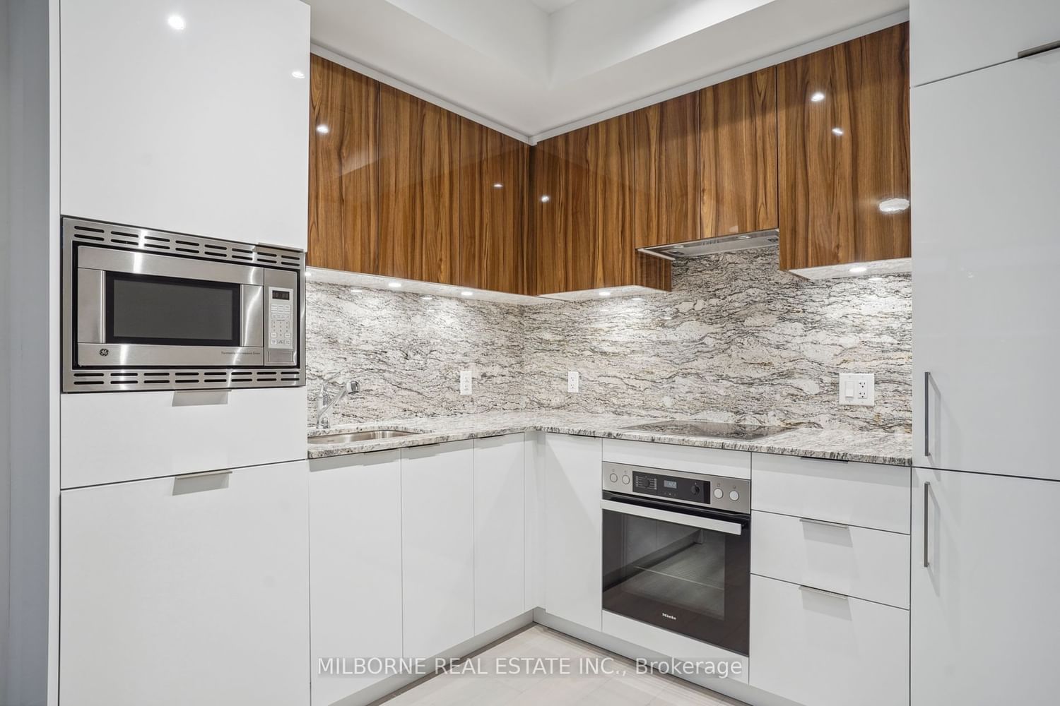 20 O'neill Rd, unit 532 for sale - image #5