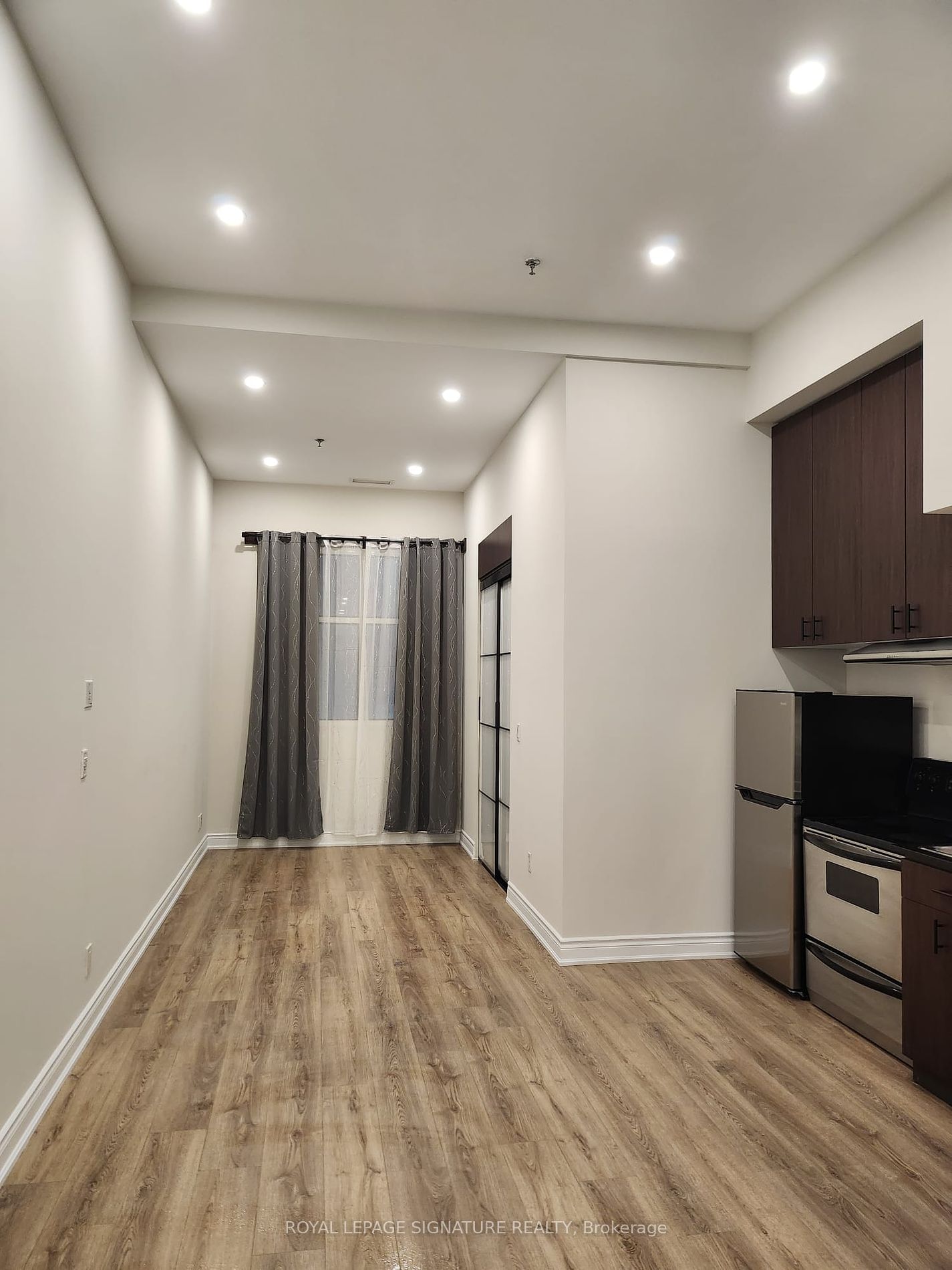 73 Richmond St W, unit 309 for rent - image #5