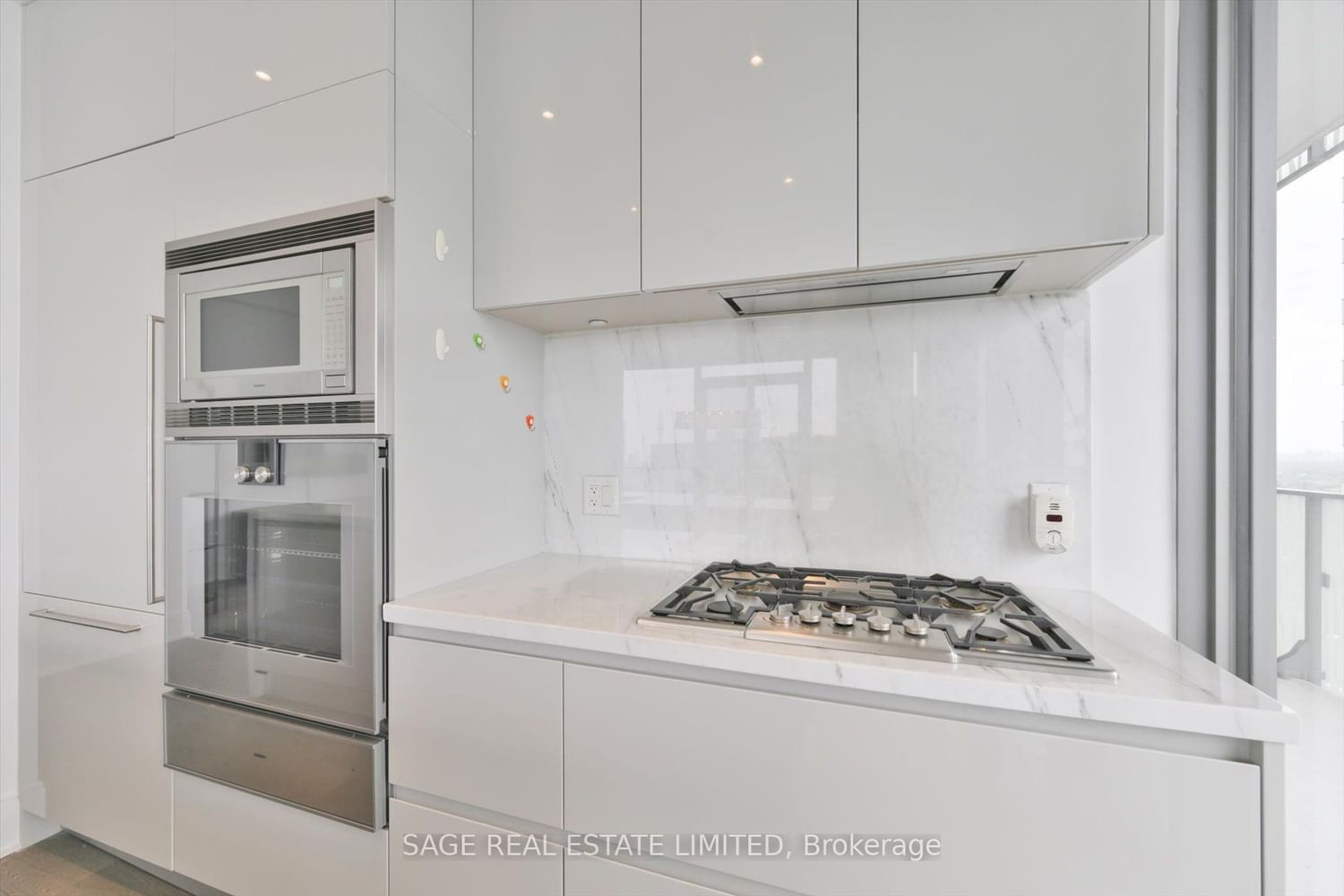 42 Charles St E, unit LPH4901 for sale