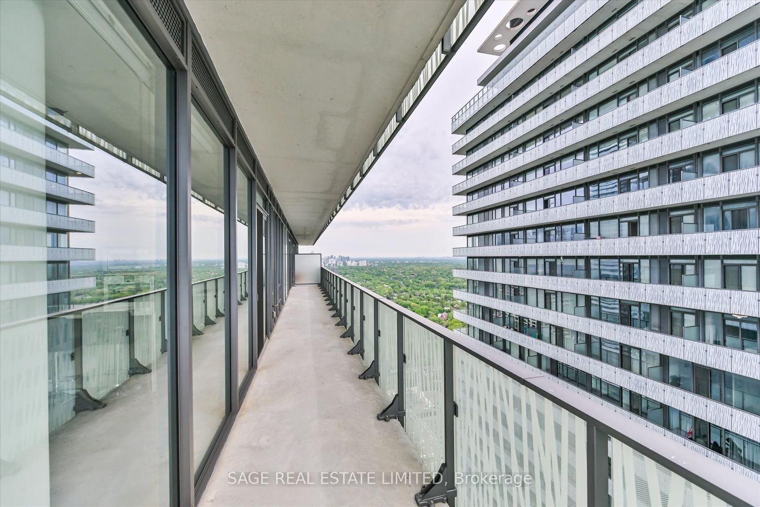 42 Charles St E, unit Lph4901 for sale - image #29