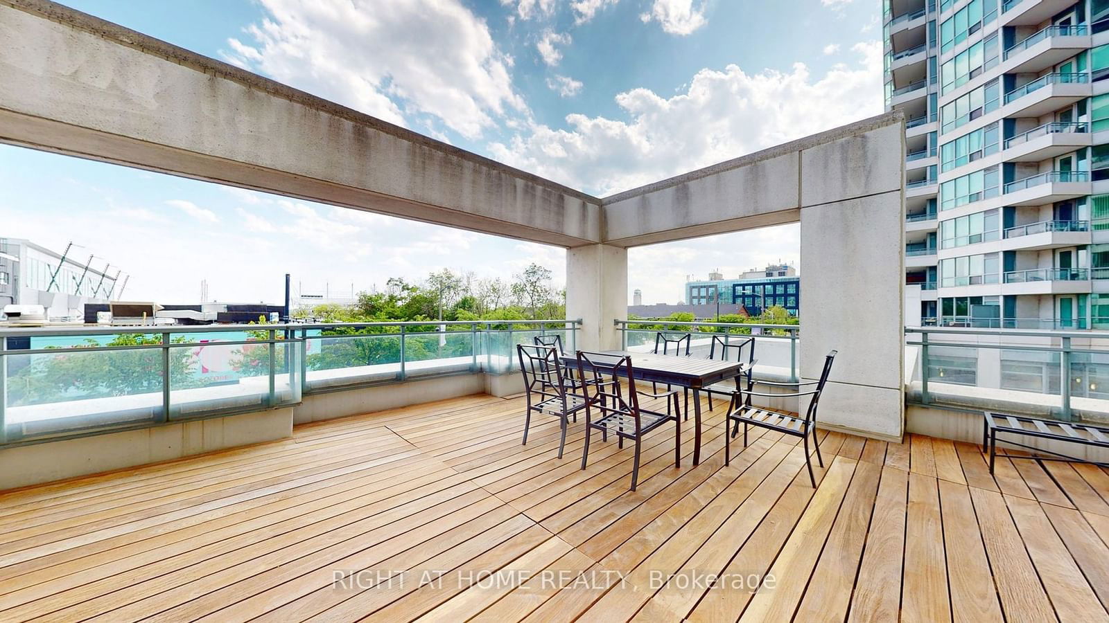 228 Queens Quay W, unit 209 for sale - image #24