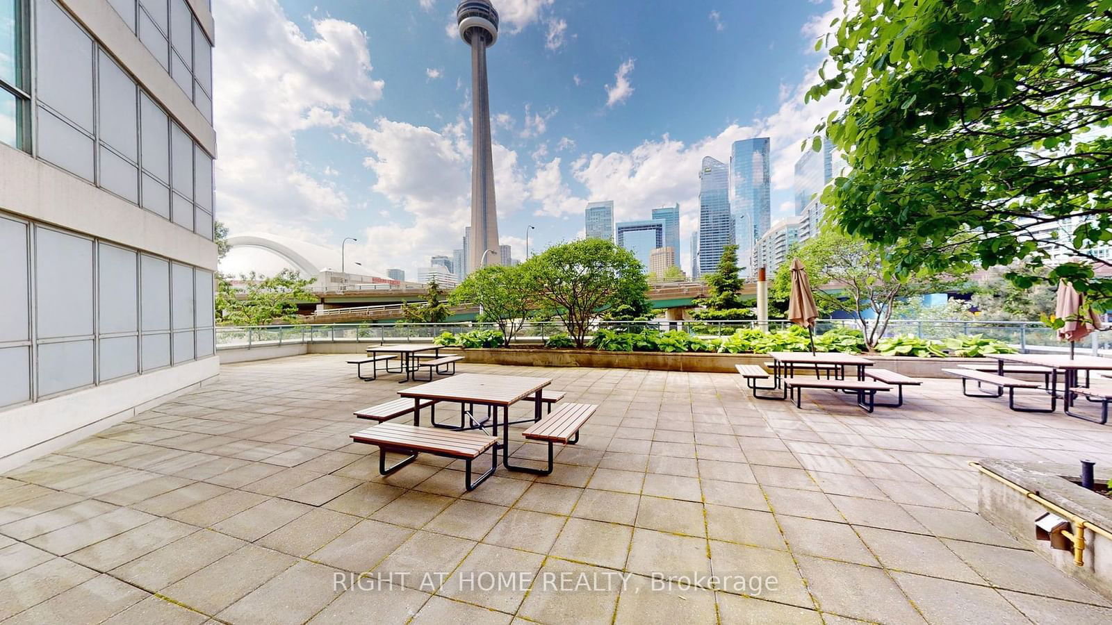 228 Queens Quay W, unit 209 for sale - image #37