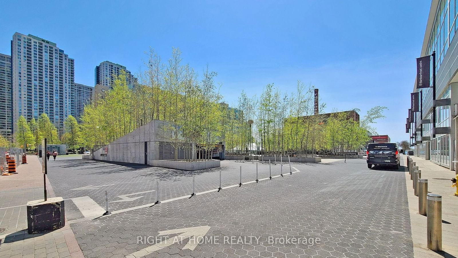 228 Queens Quay W, unit 209 for sale - image #38