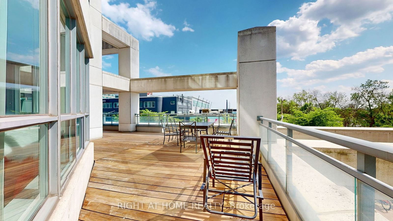 228 Queens Quay W, unit 209 for sale - image #5