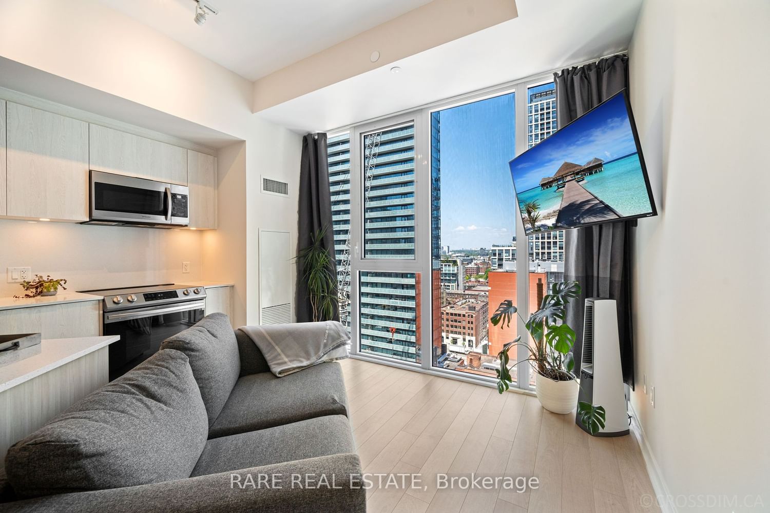 357 King St W, unit 1601 for sale - image #1