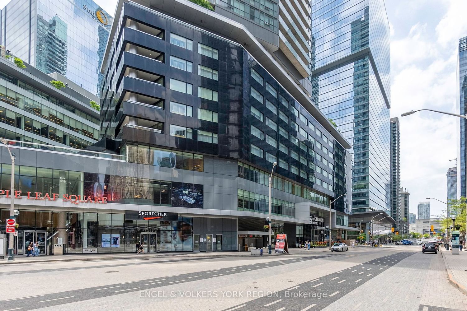 65 Bremner Blvd, unit 5404 for sale - image #4